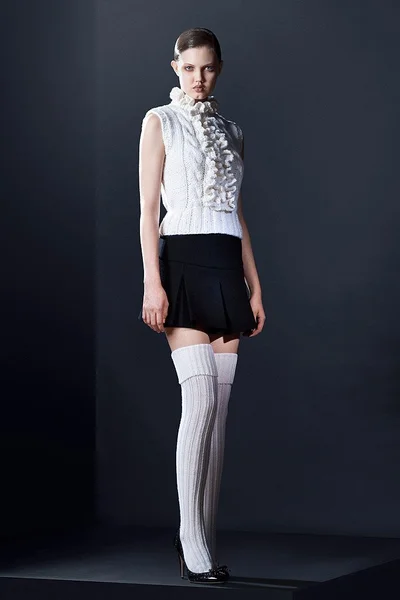 Look 16